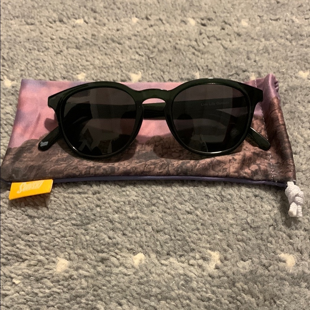 Sunski Yuba sunglasses- deep green forest